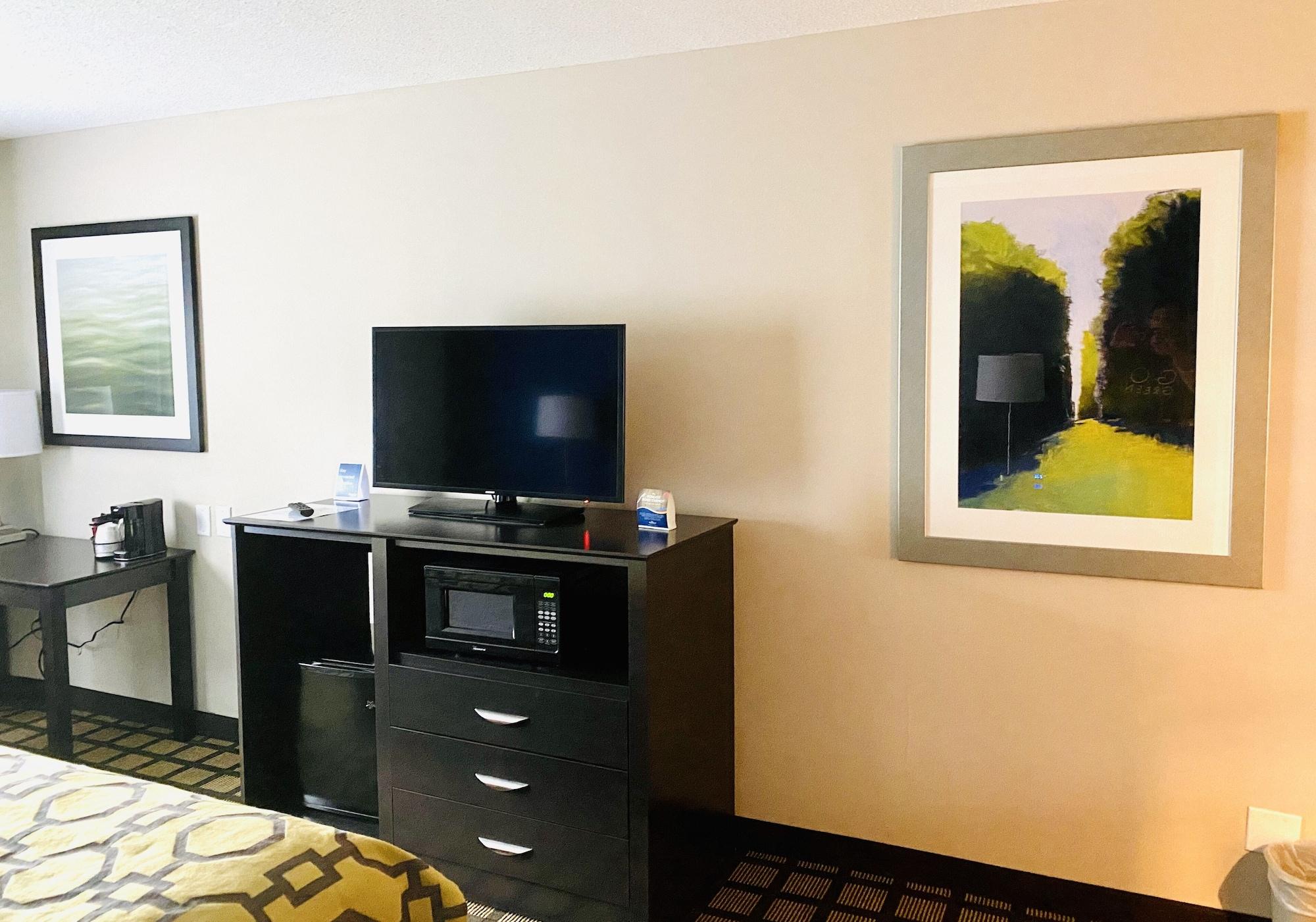 Hotel Baymont By Wyndham Latham Albany Airport Zewnętrze zdjęcie