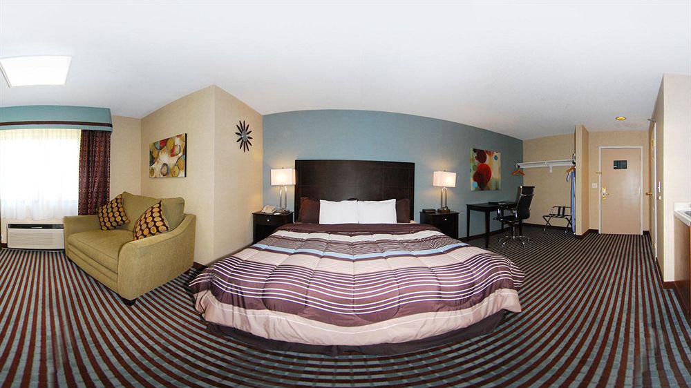 Hotel Baymont By Wyndham Latham Albany Airport Zewnętrze zdjęcie