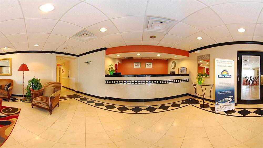 Hotel Baymont By Wyndham Latham Albany Airport Zewnętrze zdjęcie